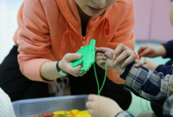 如何培養(yǎng)兒童精細動作能力？